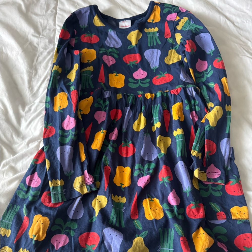 Hanna Andersson Navy Long Sleeve Dress with Multicolor Veggie Print size 140(8)